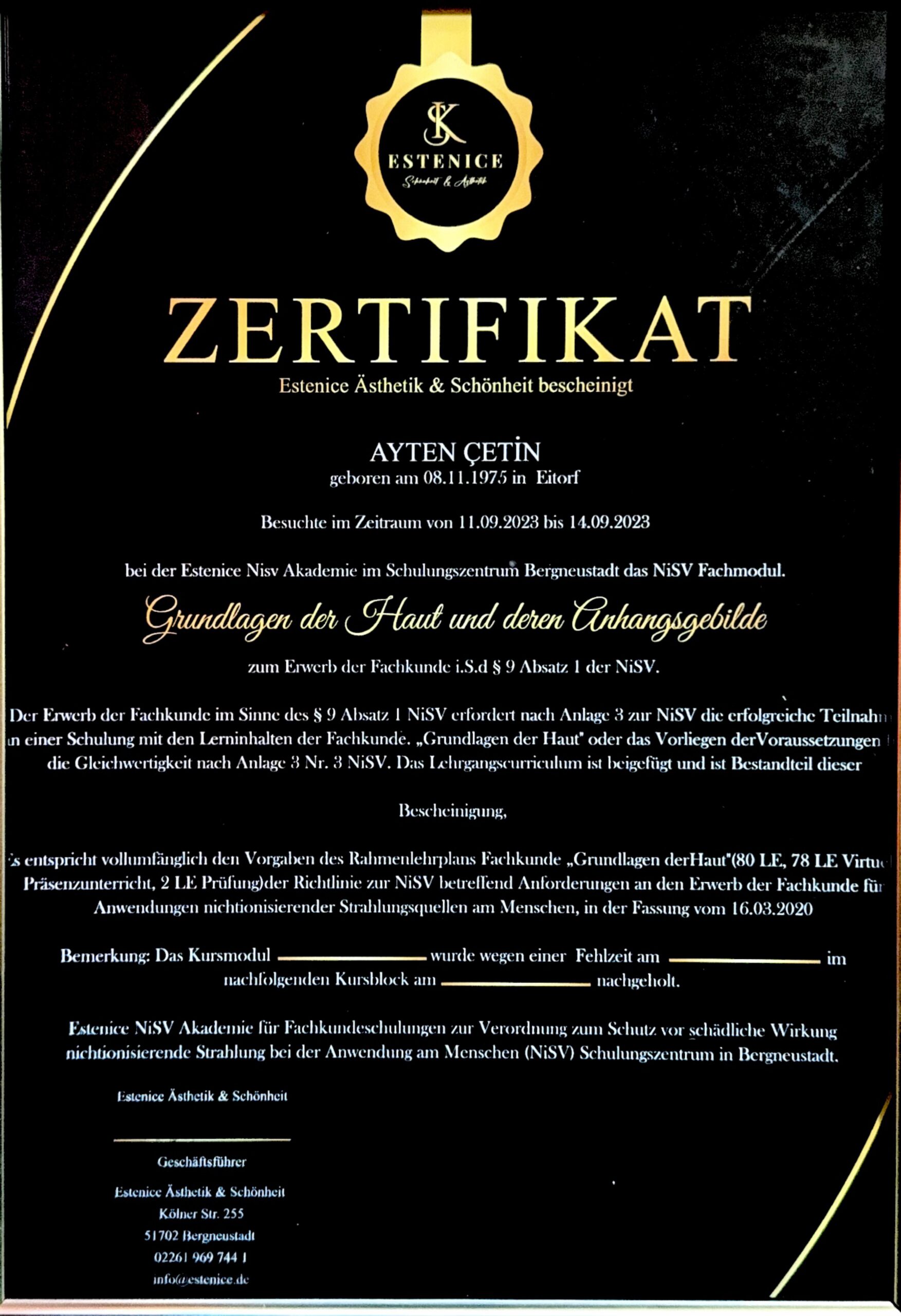 Ayten Gökce – Helferinnenbrief Zahnarzthelferin