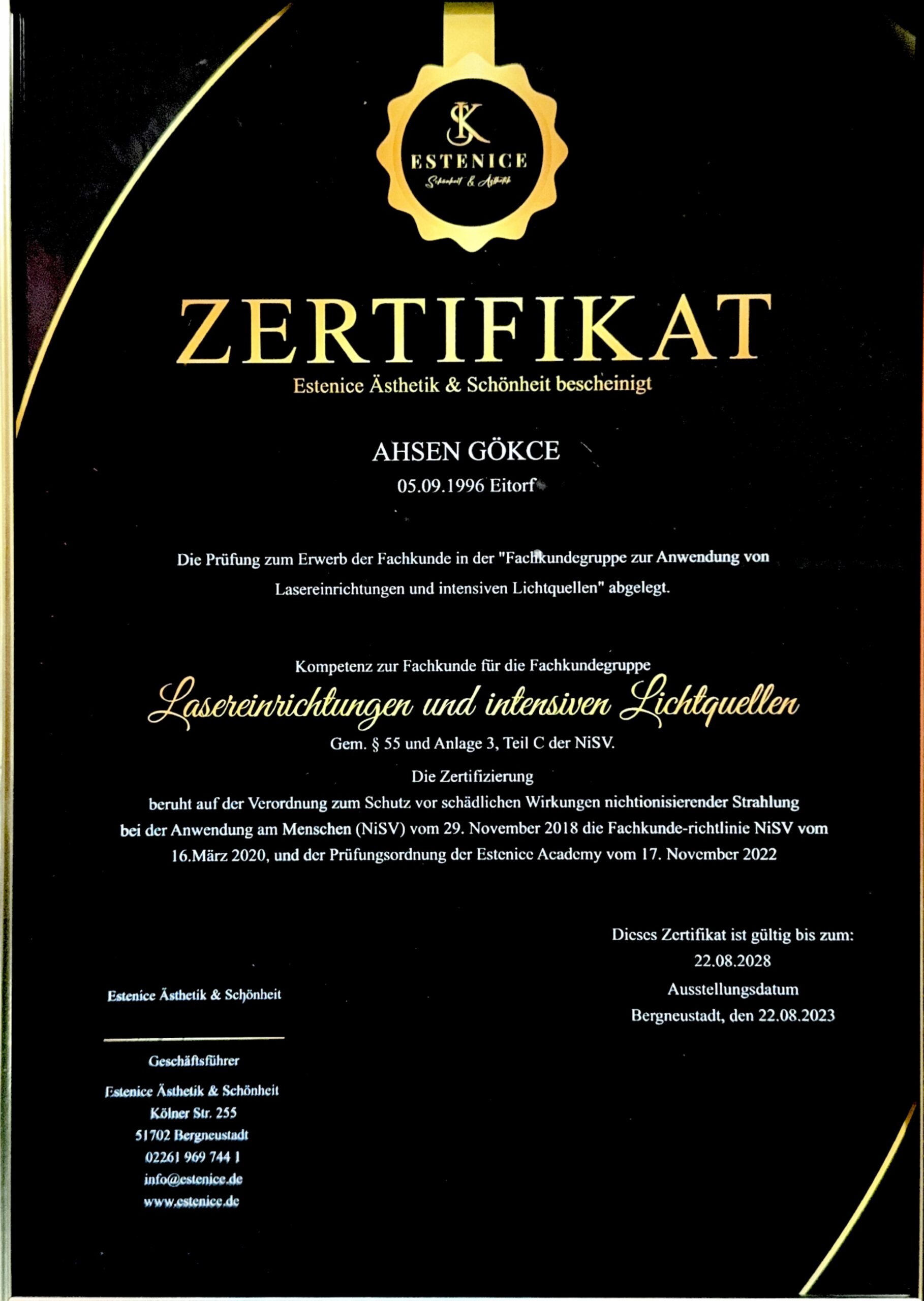 Ahsen Gökce – Fachkosmetikerin VFK